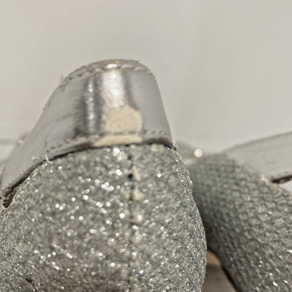 Alfani Lyrra Dressy Silver Pumps US size 5.5 Open Toe Glittery Metallic Finish - Picture 4 of 9